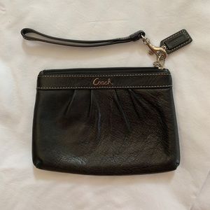 Coach wristlet-black